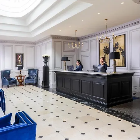 Dromhall Кілларні