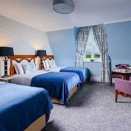 Dromhall Hotel 4*