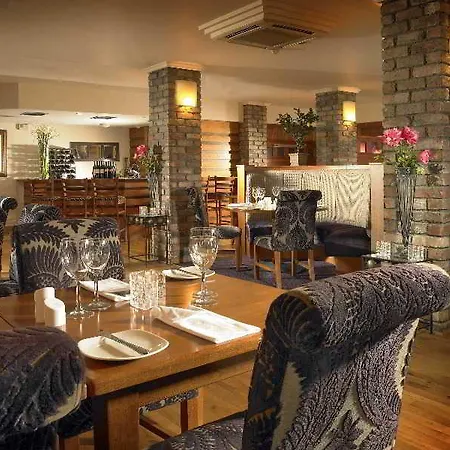 Dromhall Готель 4*