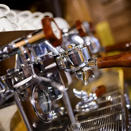 Dromhall Готель Кілларні