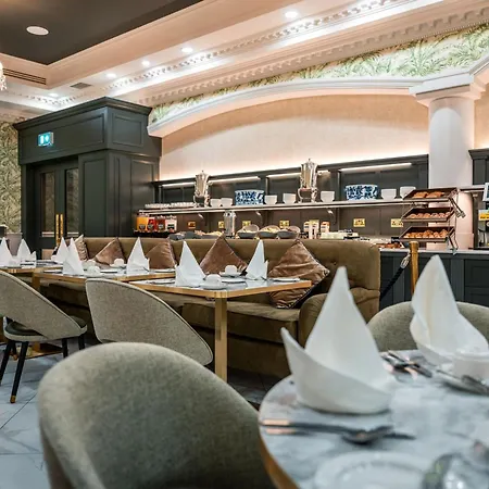 Dromhall Готель 4*