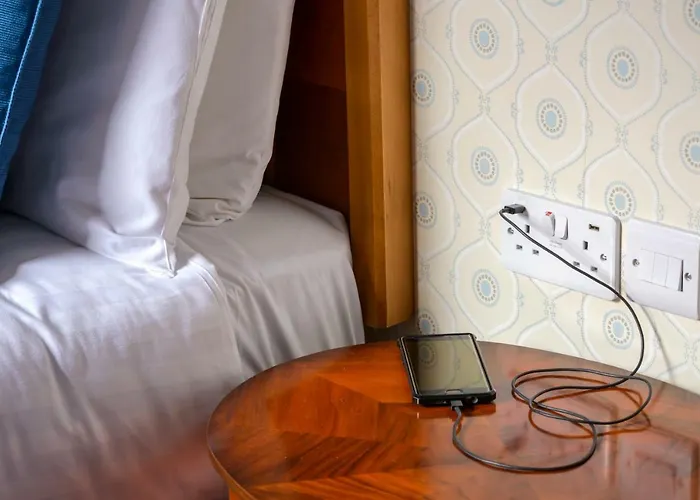 Dromhall Килларни